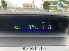 トヨタ プリウスα