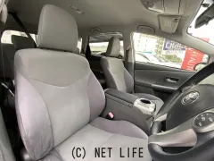 トヨタ プリウスα