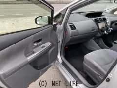 トヨタ プリウスα