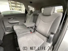 トヨタ プリウスα