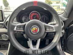 アバルト 124スパイダー