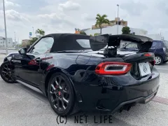 アバルト 124スパイダー