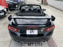 アバルト 124スパイダー