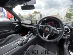 アバルト 124スパイダー