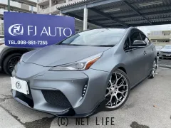 トヨタ プリウス