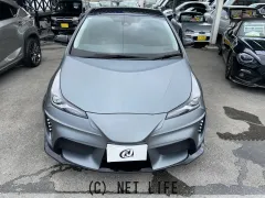 トヨタ プリウス