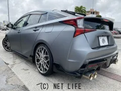 トヨタ プリウス