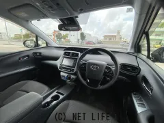 トヨタ プリウス