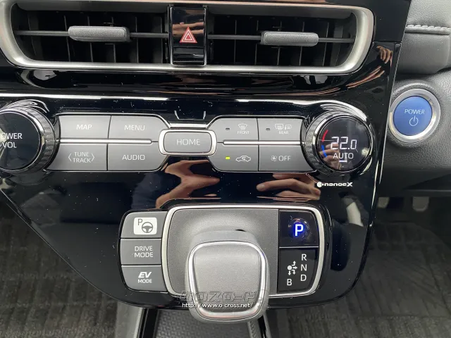 トヨタ アクア