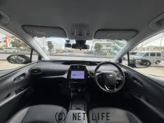 トヨタ プリウス