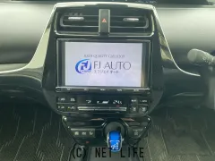 トヨタ プリウス