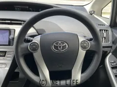 トヨタ プリウス