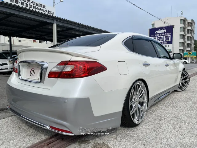 日産 シーマハイブリッド