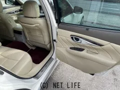 日産 シーマハイブリッド