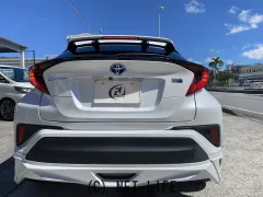トヨタ C-HR