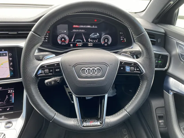 アウディ A6
