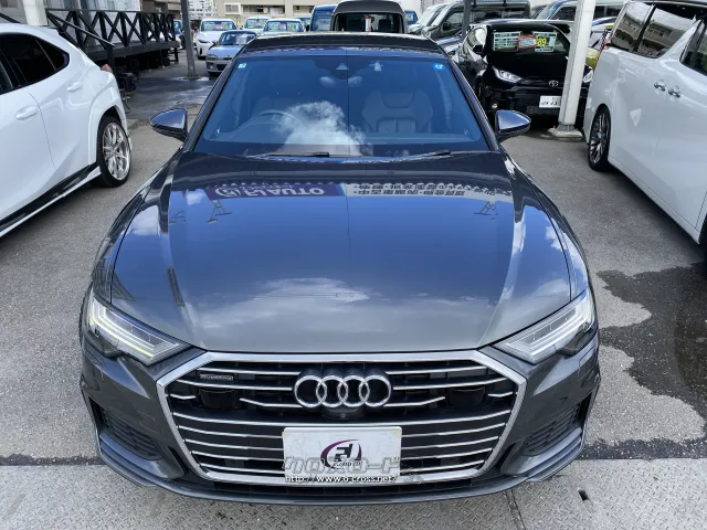 アウディ A6