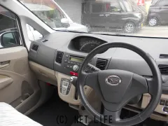 ダイハツ ムーヴ