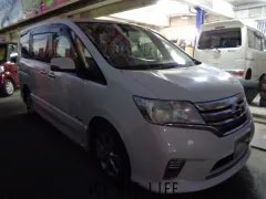日産 セレナ