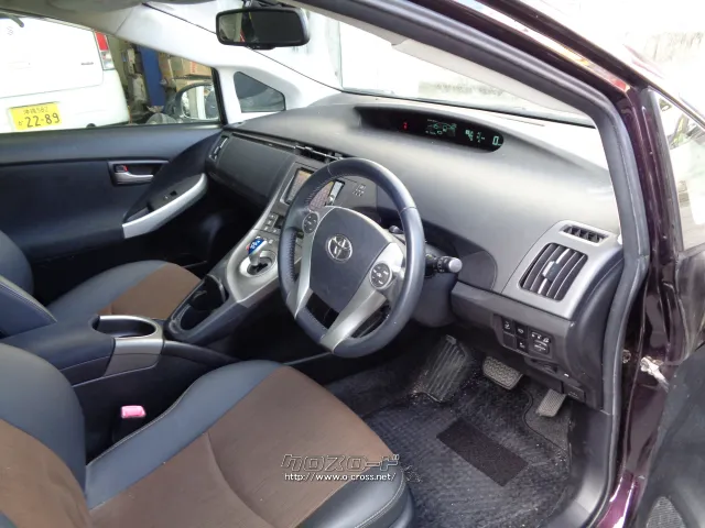 トヨタ プリウス