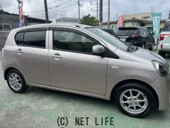 ダイハツ ミライース