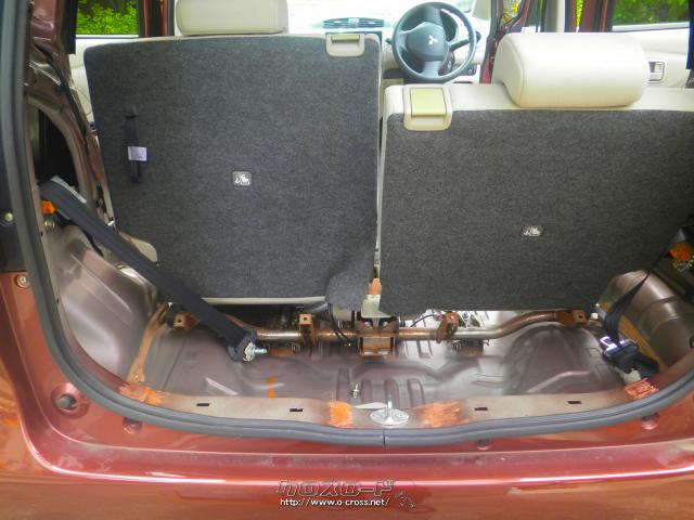 清掃中。 三菱 eKワゴン