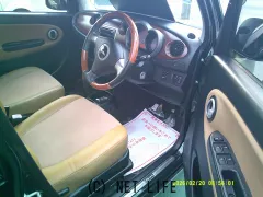 ダイハツ ミラジーノ