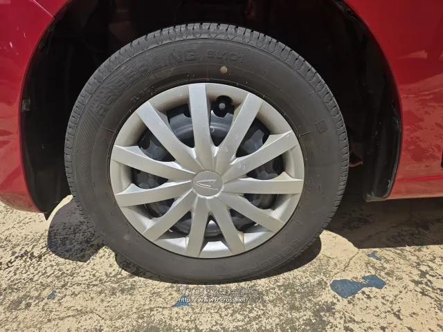 ダイハツ ミライース