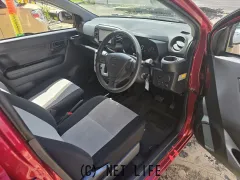 ダイハツ ミライース