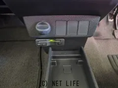 ダイハツ ミライース