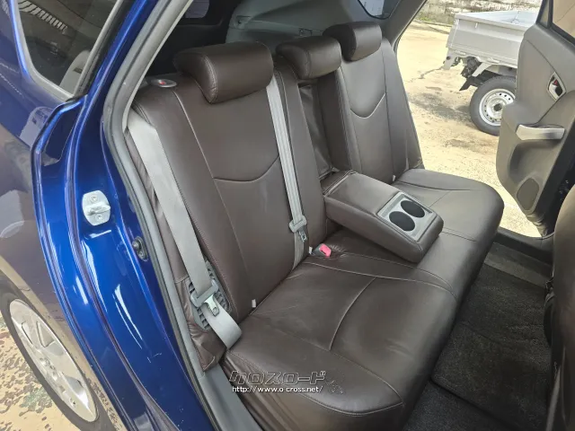 トヨタ プリウス