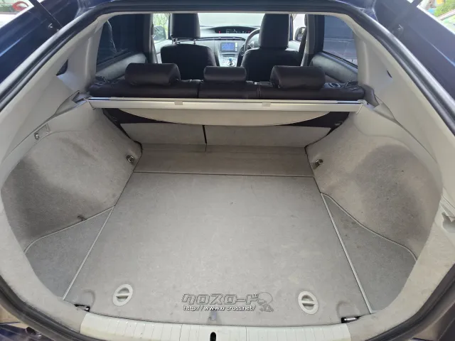 トヨタ プリウス