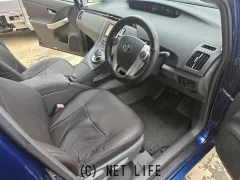 トヨタ プリウス