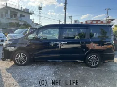 トヨタ ヴォクシー