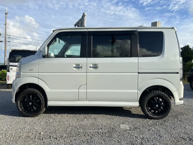 日産 NV100クリッパーリオ