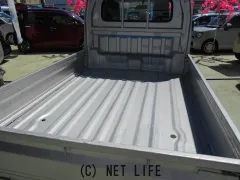 日産 NT100クリッパー