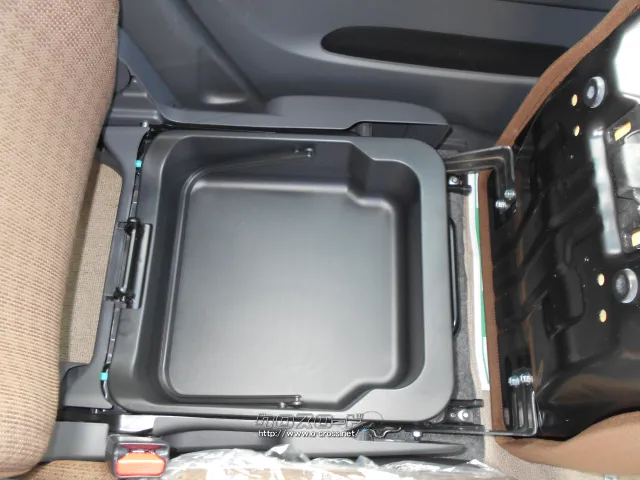 ★自社工場完備★新車・中古車 販売★注文販売★車検・点検・板金★ 日産 モコ