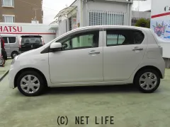 ダイハツ ミライース