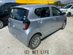 ダイハツ ミライース