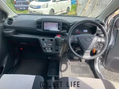 ダイハツ ミライース