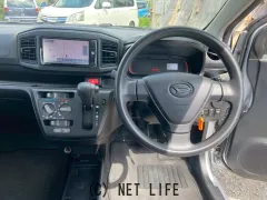 ダイハツ ミライース