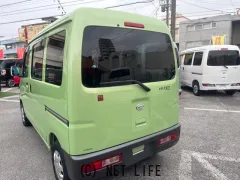 ダイハツ ハイゼットカーゴ