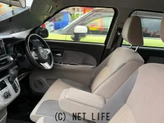 ダイハツ キャスト