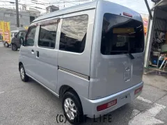 ダイハツ ハイゼットカーゴ