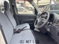 ダイハツ ハイゼットカーゴ