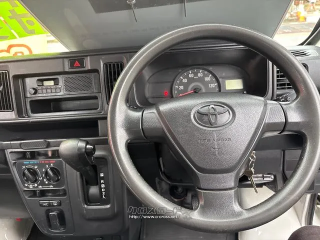 トヨタ ピクシスバン