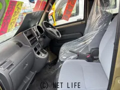ダイハツ ハイゼットカーゴ