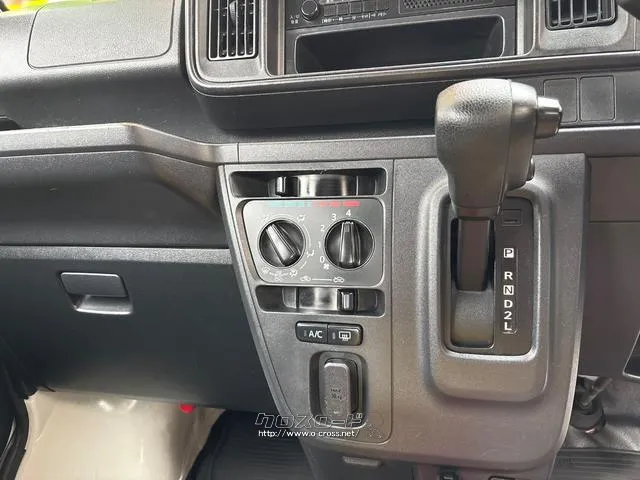 ダイハツ ハイゼットカーゴ