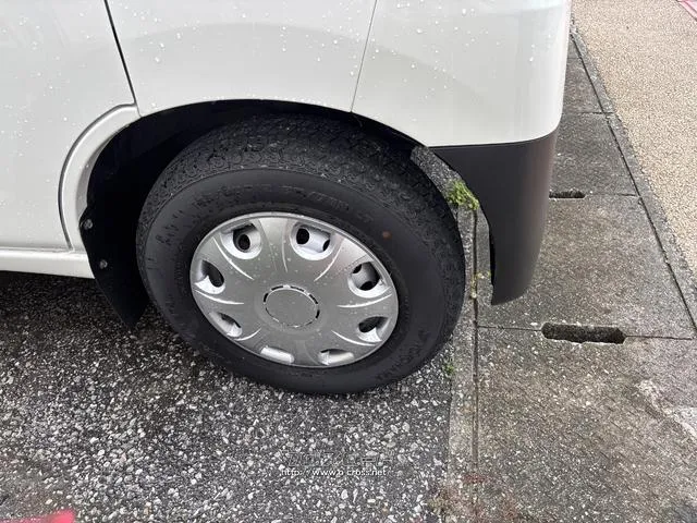 ダイハツ ハイゼットカーゴ