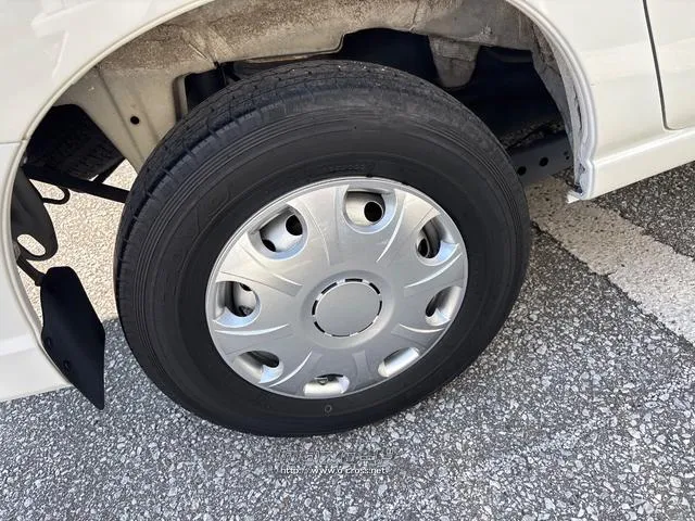 ダイハツ ハイゼットカーゴ